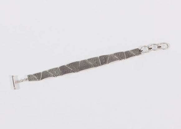 Maize Pattern Bracelet by Elgin Tom